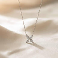 Elegant High-End Design Women's Fashion Luxury Pendant