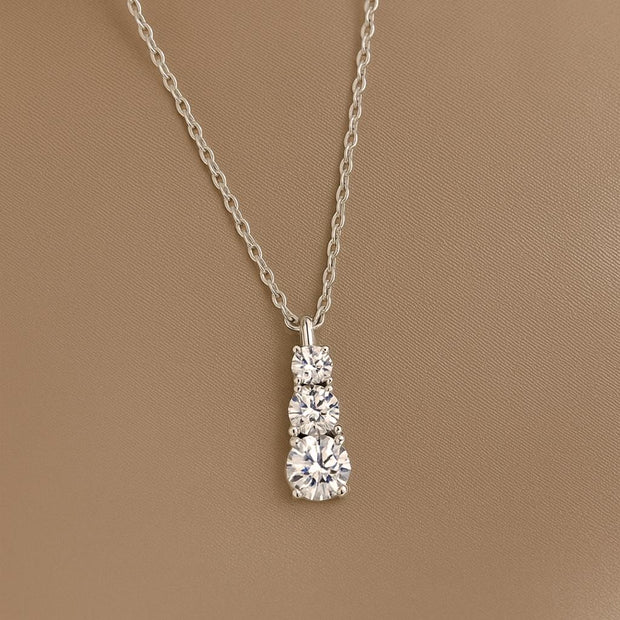 925 Silver Moissanite Rising Collarbone Necklace High-end, Gift