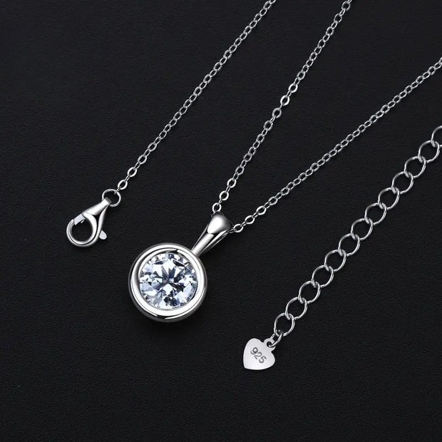 1pc Classic Single 2-carat Moissanite Stone Exquisite Pendant Necklace