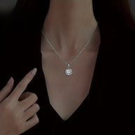 1pc Classic Single 2-carat Moissanite Stone Exquisite Pendant Necklace