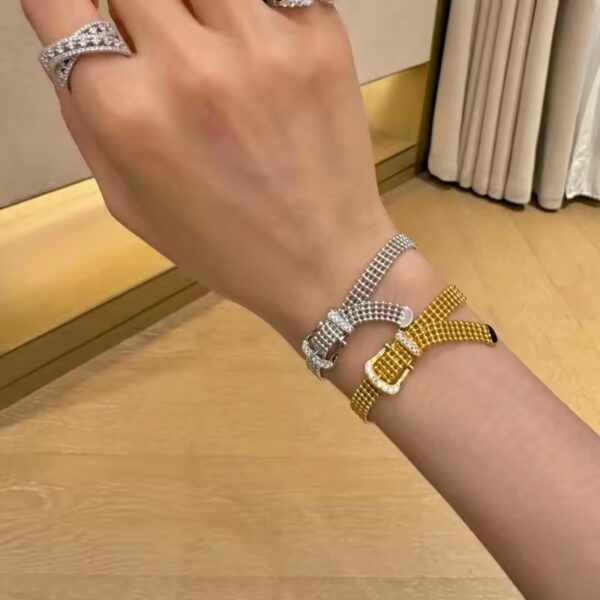 Women’s Crystal Buckle Mesh Bracelet – Adjustable Luxury Wristband