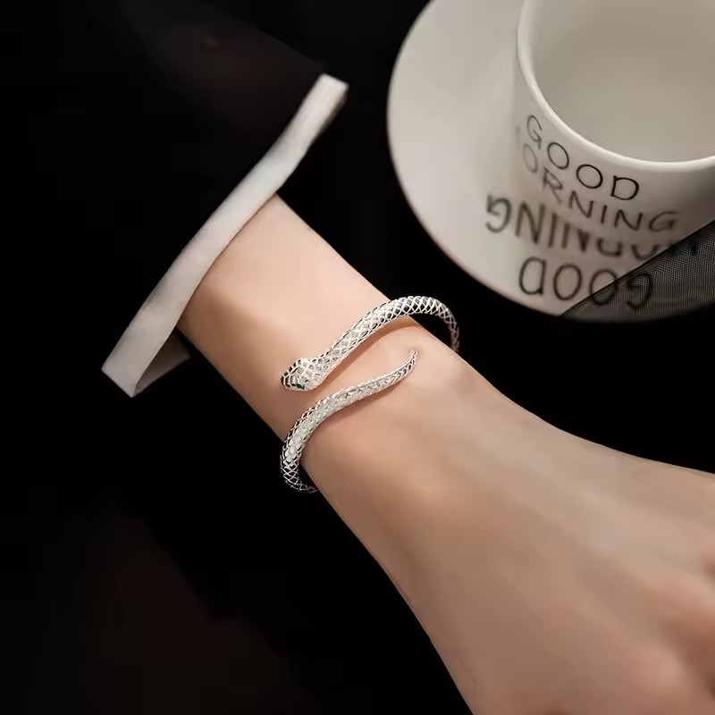 Women’s Snake Open Cuff Bracelet – Trendy Adjustable Bangle (3)