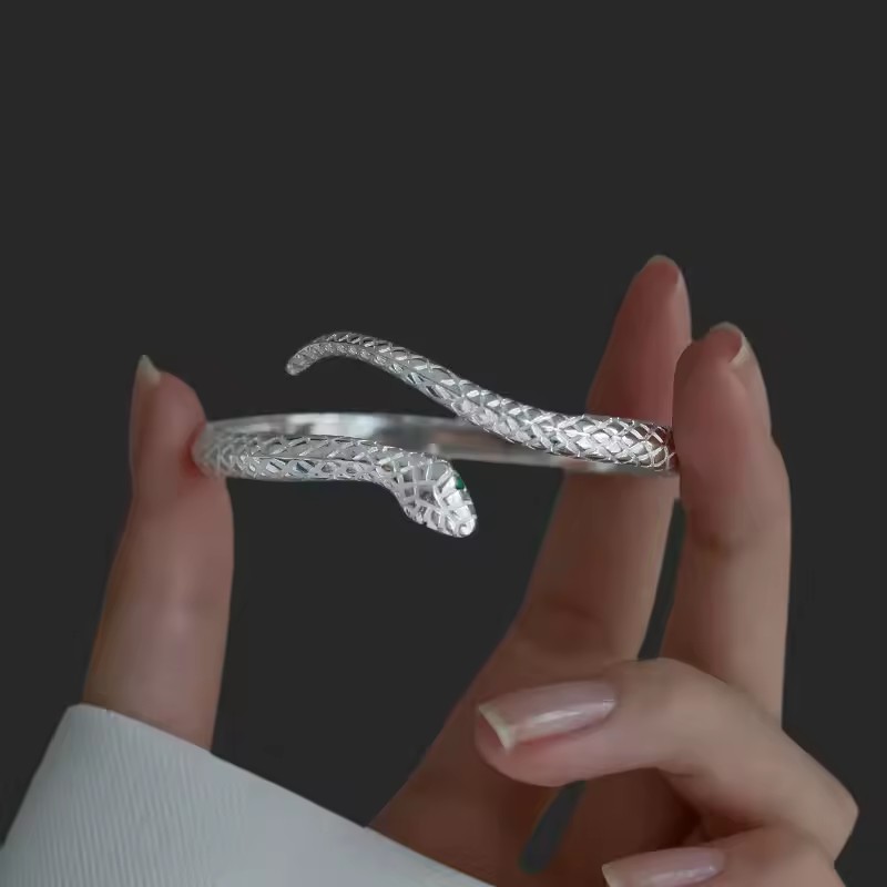Women’s Snake Open Cuff Bracelet – Trendy Adjustable Bangle (4)
