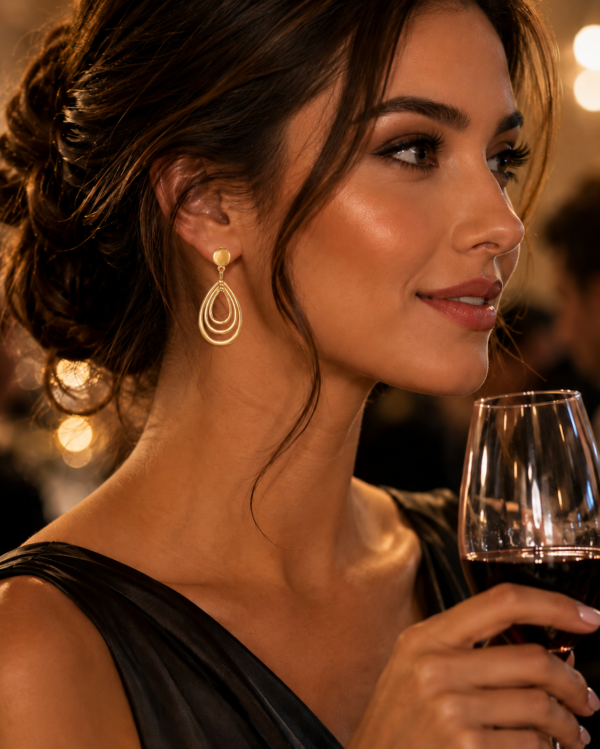 Women’s Layered Teardrop Earrings – Elegant Statement Jewelry