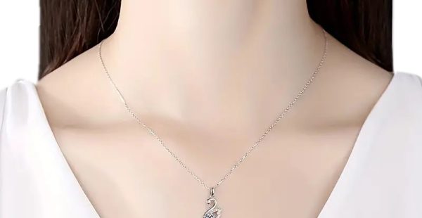 Moissanite Pendant & Chain – Swan – 925 Sterling Silver